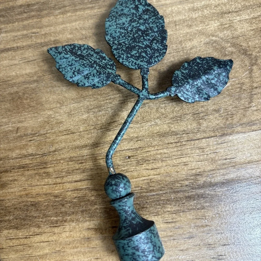 Vintage Leaf Curtain Tie Back